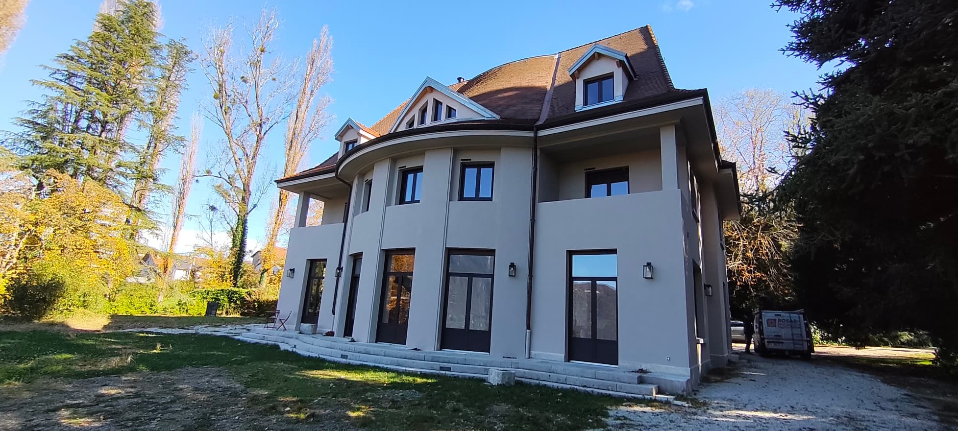 Rénovation d'un domaine de 4 bâtiments à TRESSERVE (2025)